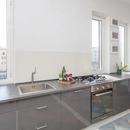Apartment San Lorenzo Skyrail Loft - By Openroma