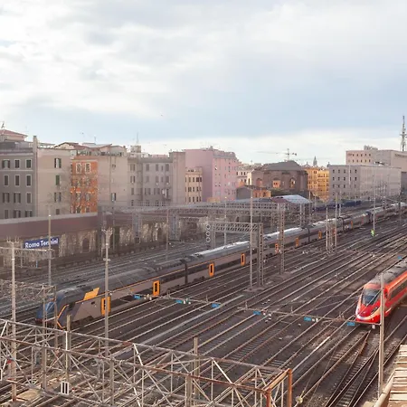San Lorenzo Skyrail Loft - By Openroma